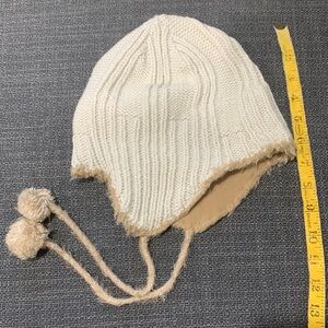 Beanie w tassles